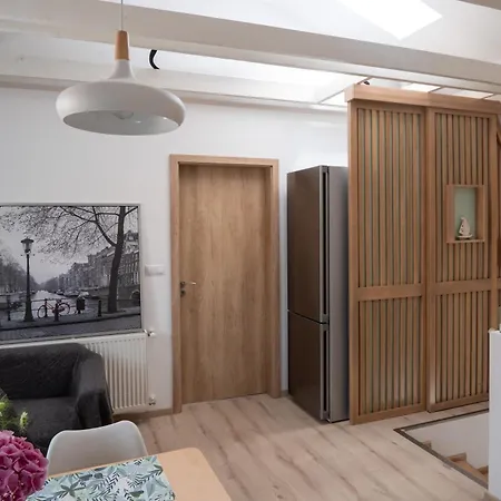 Mentha Apartment *